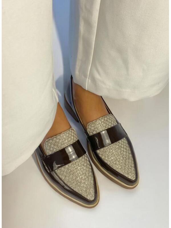 Mocasines para mujer hechos en Costa Rica. Diseño cómodo, elegante y versátil para uso diario con envío nacional e internacional.