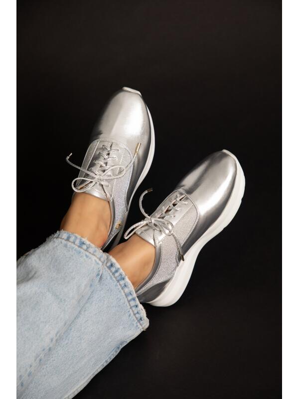 Sneaker Glow Silver