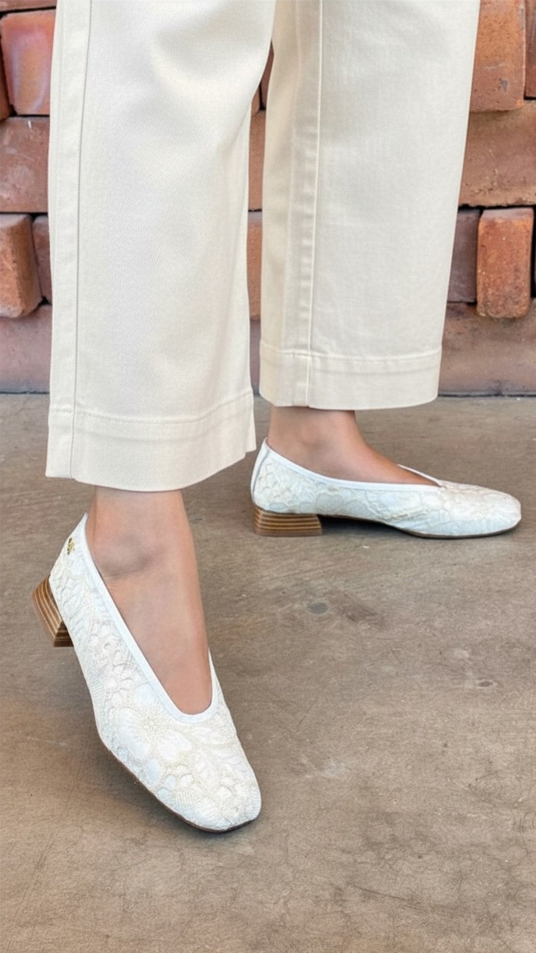 Flat Atemporal Beige