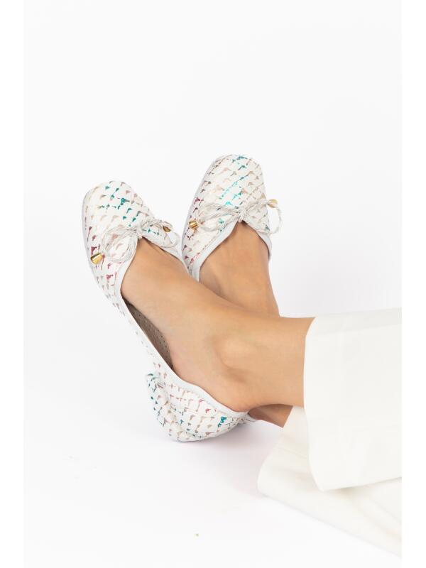 Flat con Lazo Blanco