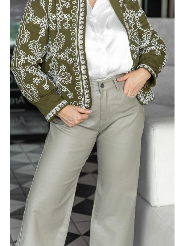 Pantalón Faux Leather Beige