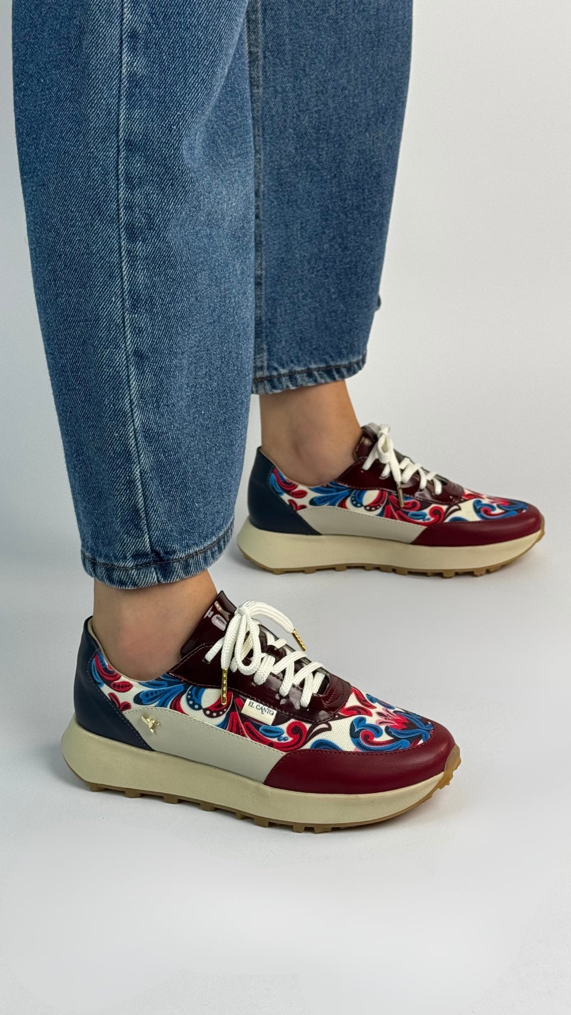 Tenis Urbanos By Yaho & El canto