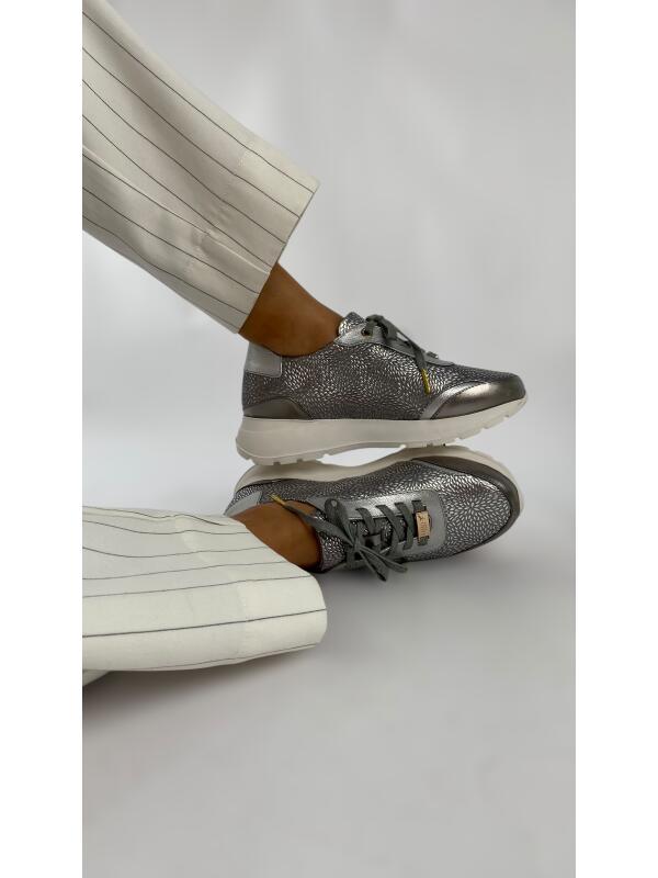 Modern Casual Rifle Green Sneakers