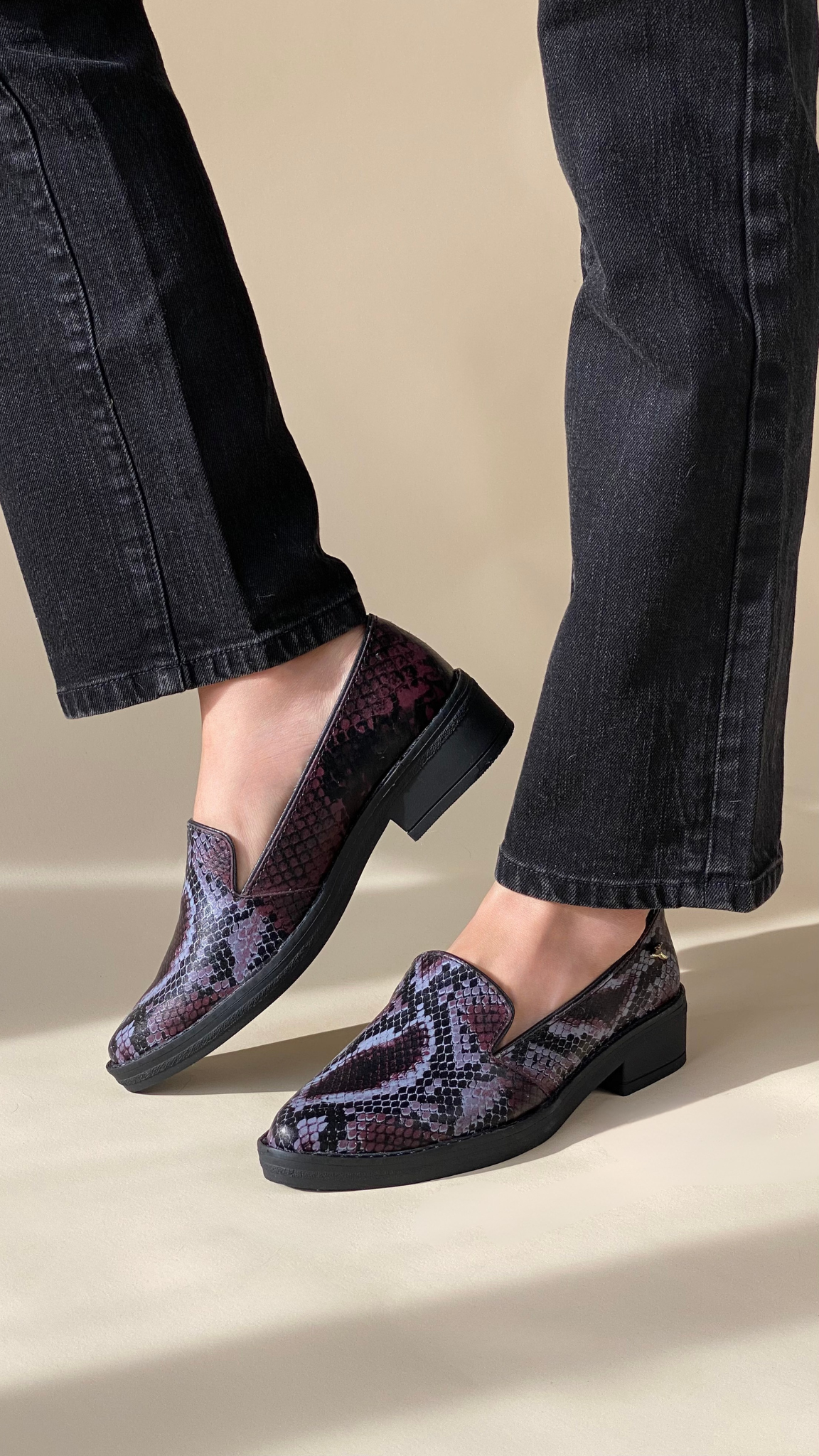 Slipper-style Loafer Piton Camel