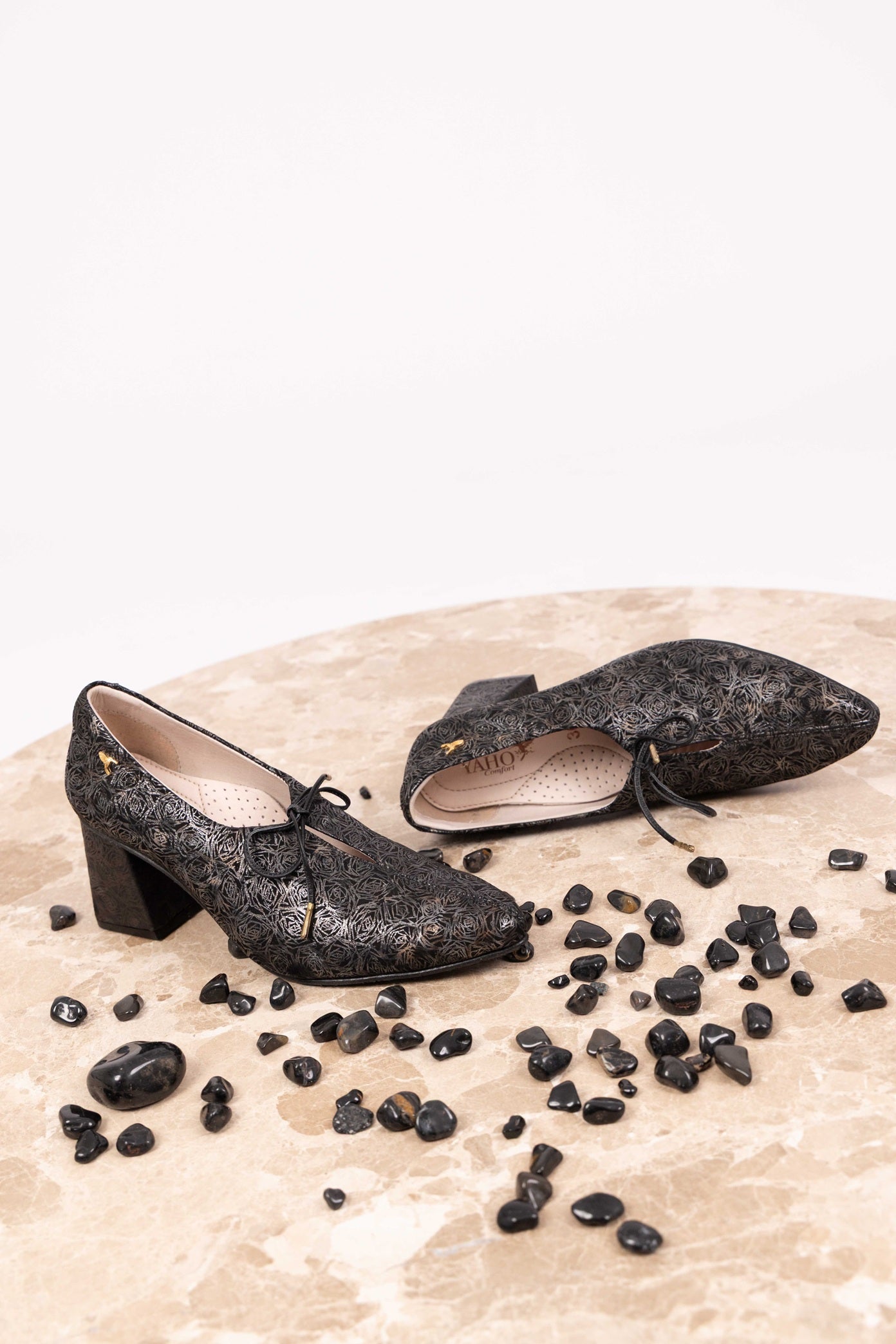 Oxford Black and White Heel