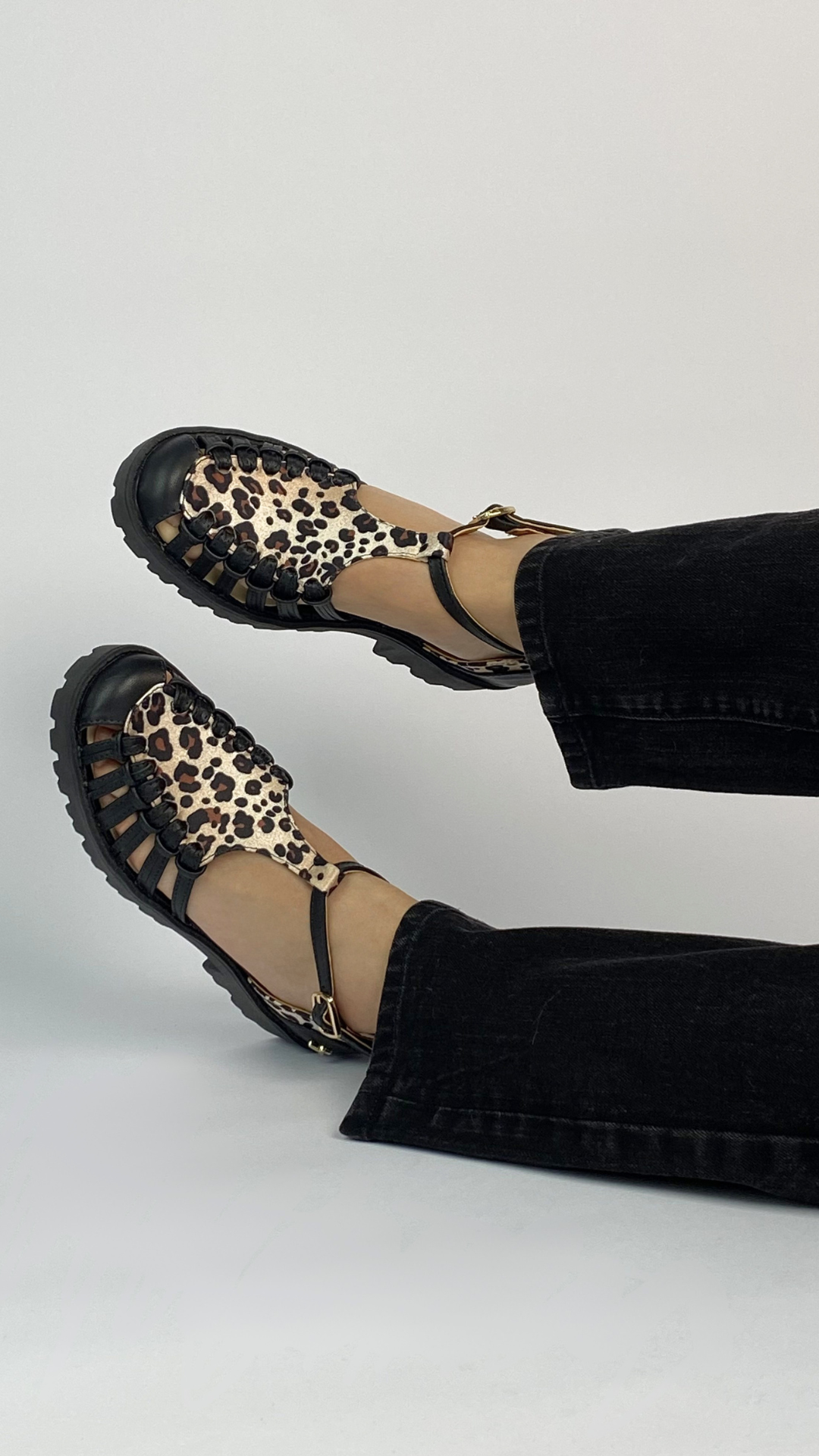 Mistic Late Fisherman Style Sandal