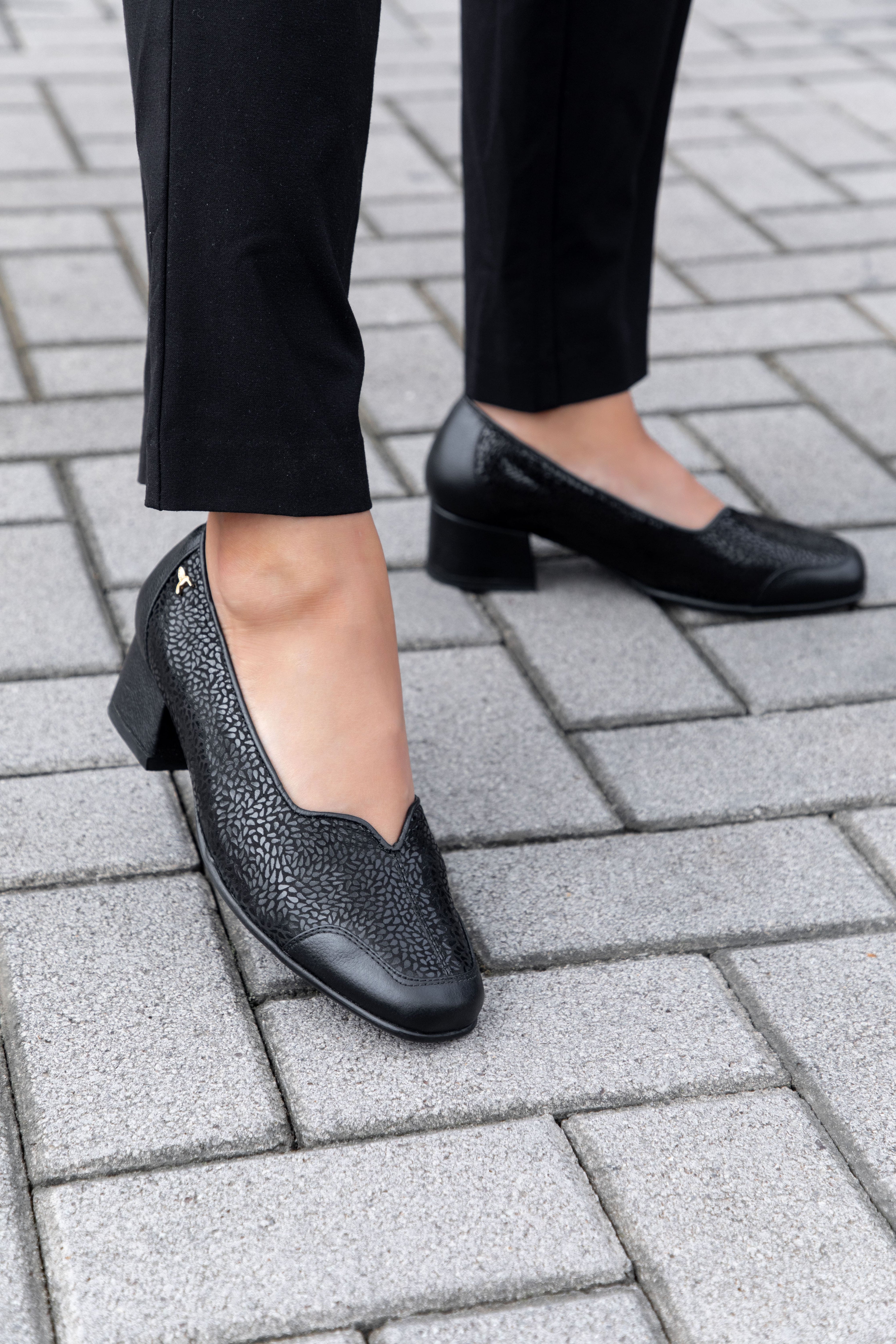 Mocasín Formal Negro