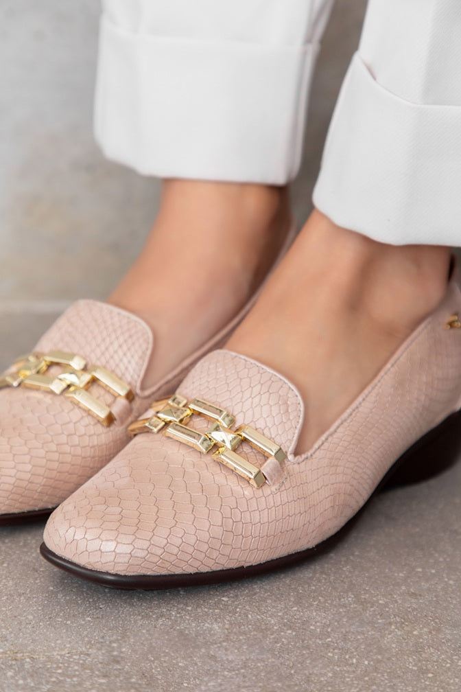 Mocasín Clásico con Accesorio de Lujo Nude