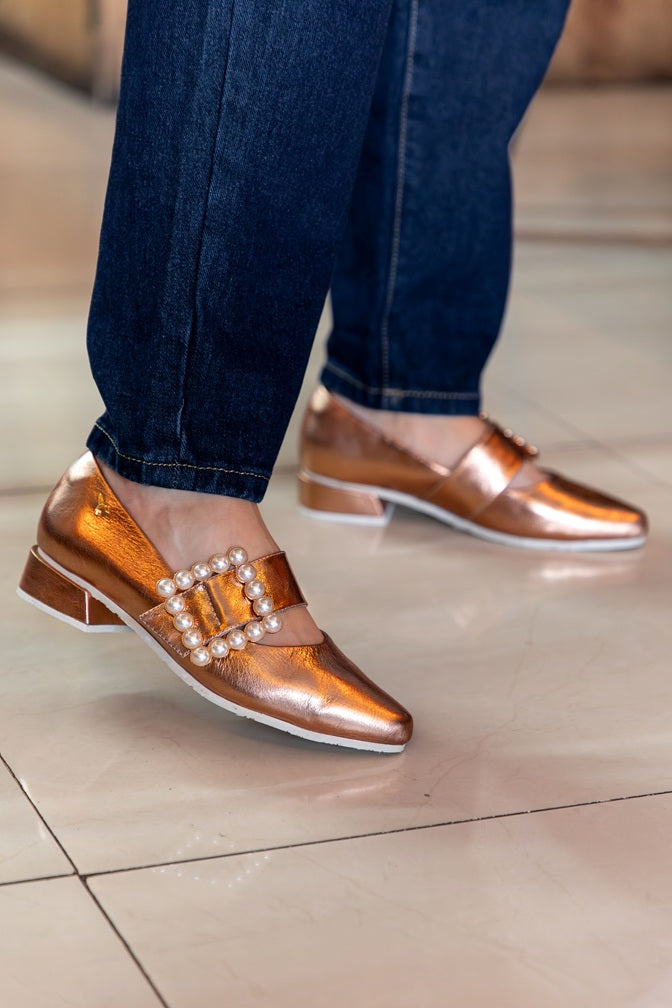 Mary Jane Hebilla de Perlas Laton