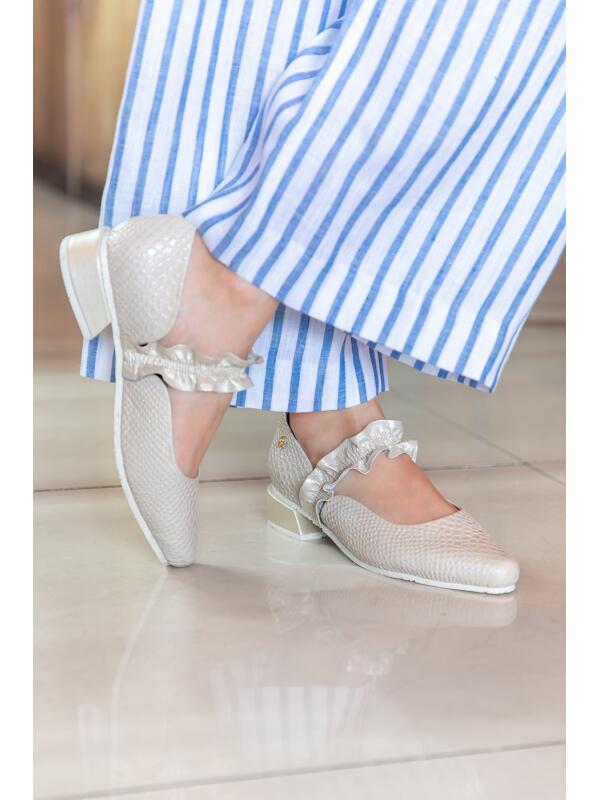 Mary Jane con Correa Elastica Caqui