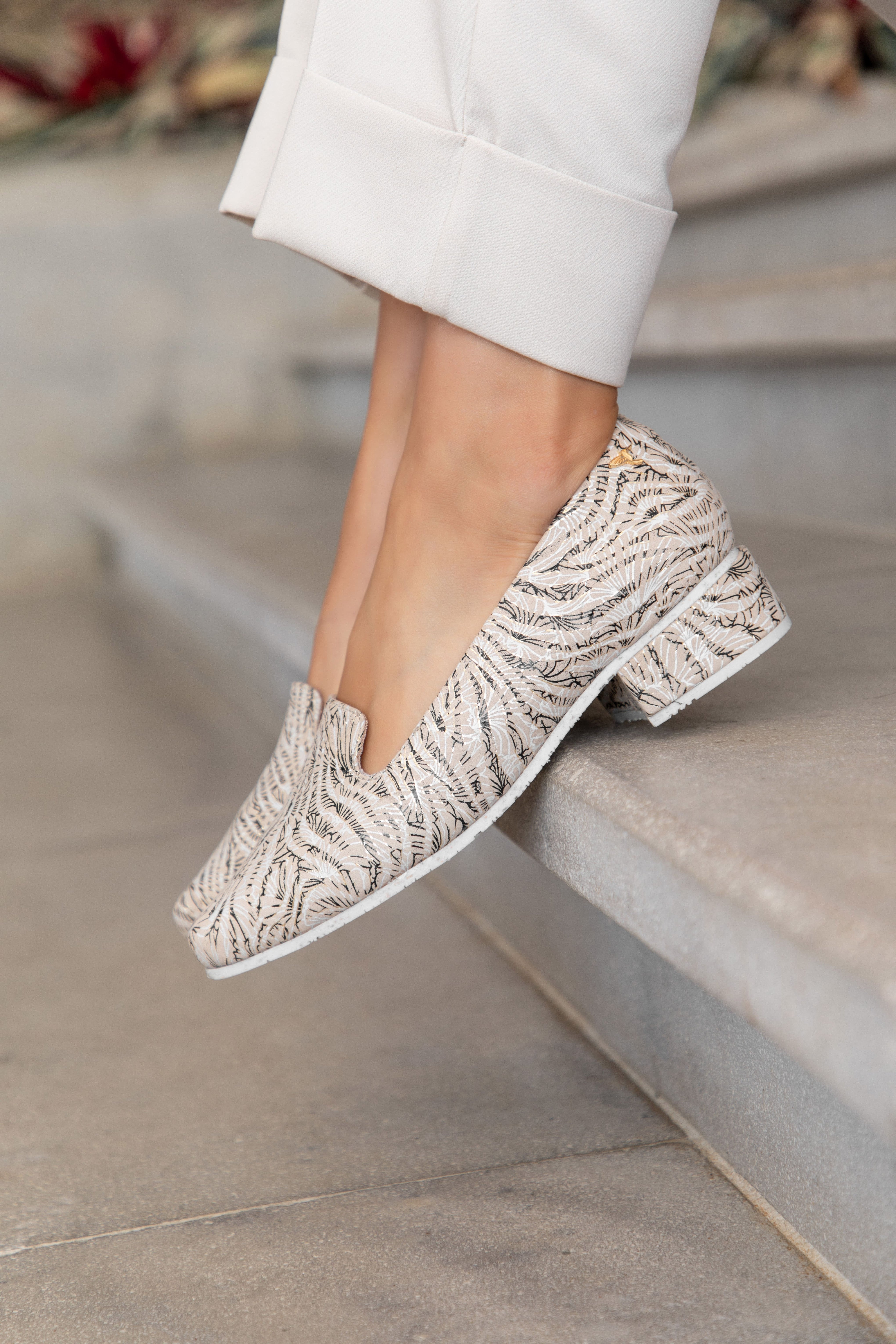 Mocasín Clásico Formal Beige