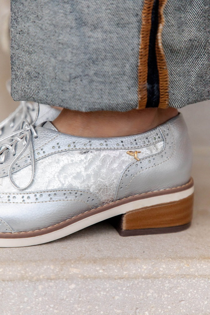 Oxford Classic Casual Silver