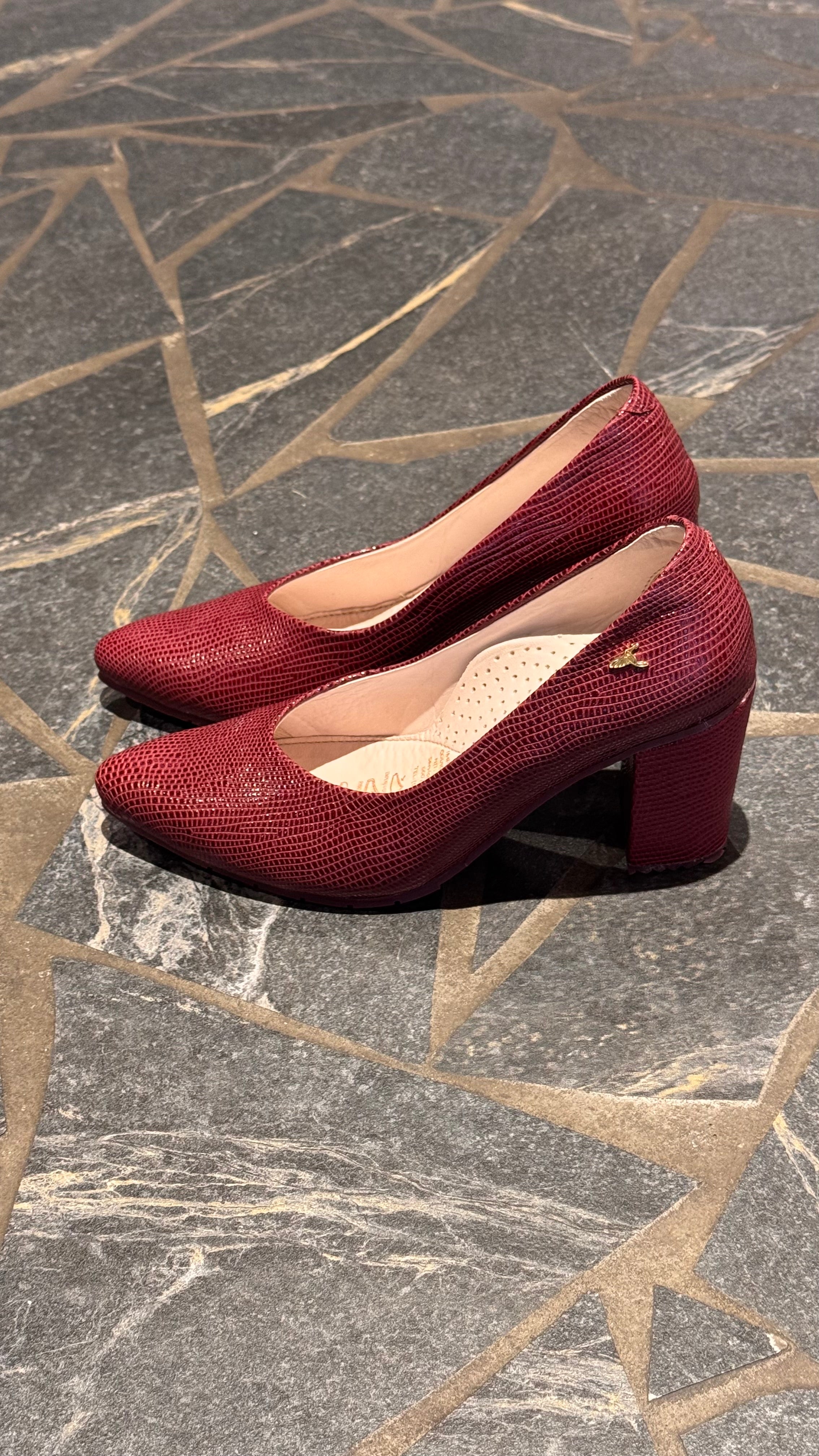 Tacón Working Girl Vino