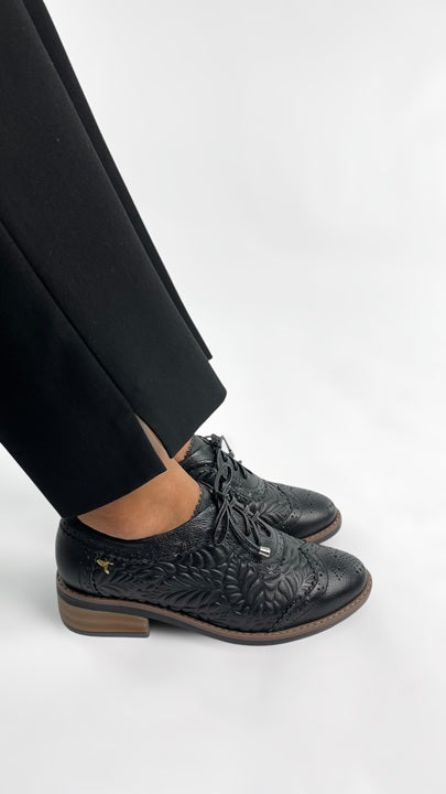 Oxford Punta Redonda Wingtip Negro-Liso