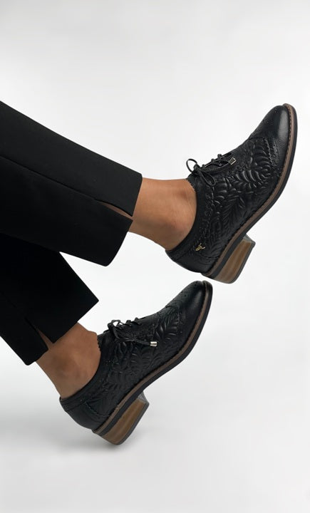 Oxford Punta Redonda Wingtip Negro-Liso