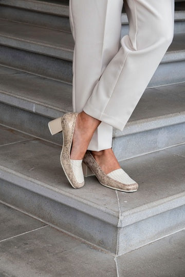 Mocasín Clasico con Elastico Beige