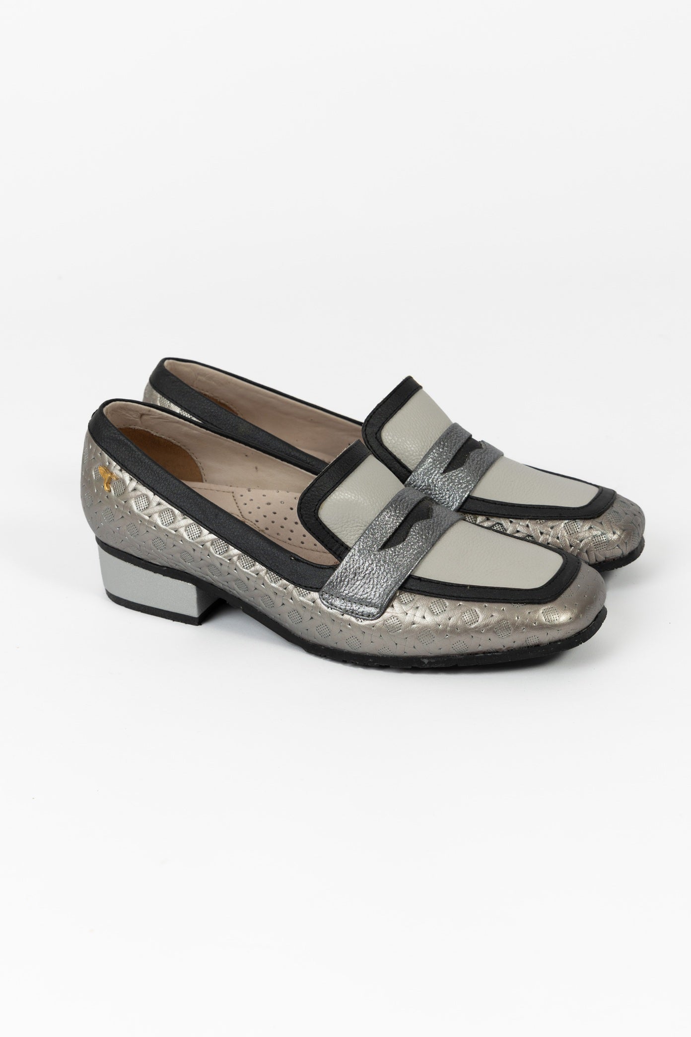 Mocasín Fusil Black and White