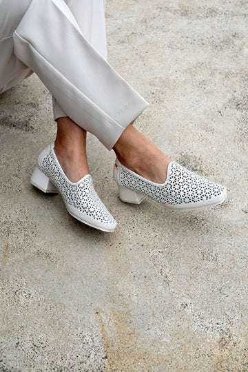 Slip-On Clasico con Tacon Blanco Ostra