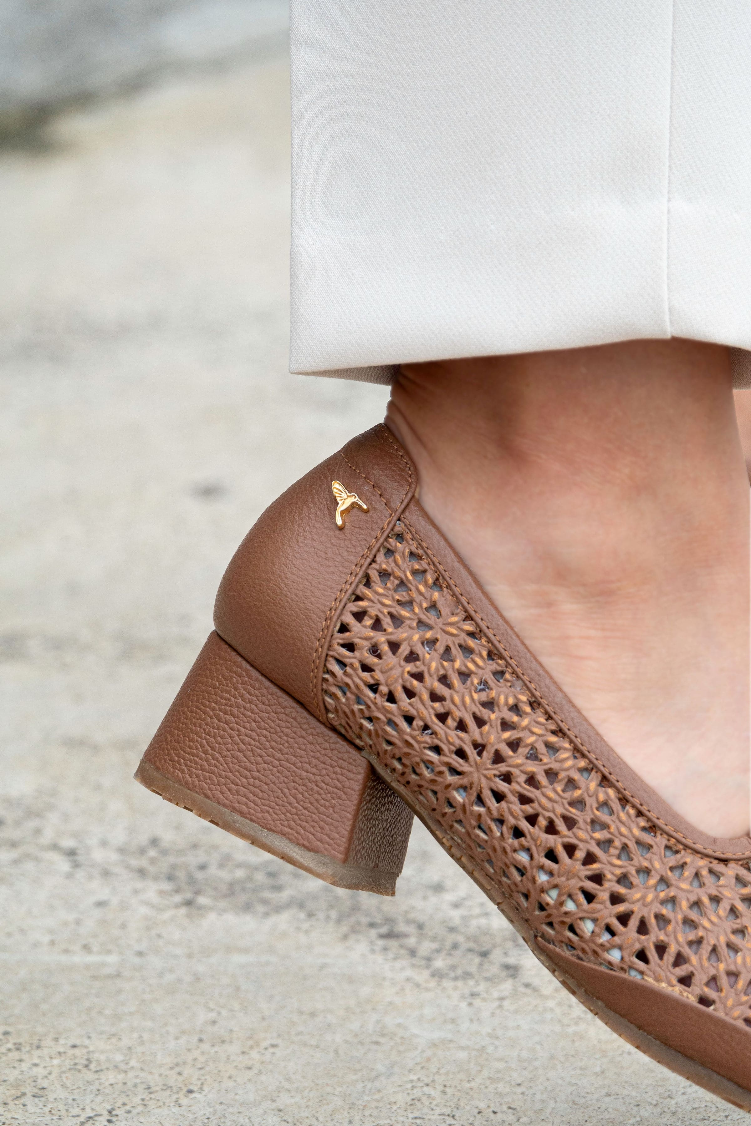 Slip-On Clasico con Tacon Miel