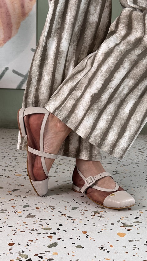 Mary Jane Flat con Transparencia Nude